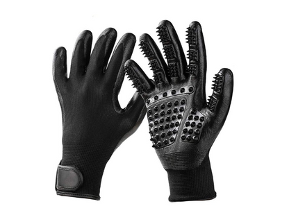 Set 2 x manusi periat si masat animalele