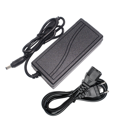 Alimentator universal AC/DC 12V/5A, 195cm, mufa 2.1mm